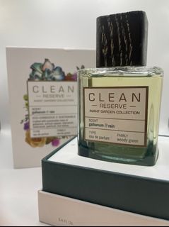 由 perfume_makeup (刊登 ID 1255451600，圖片 1) 提交，位於 的 (類別：)，說明：。