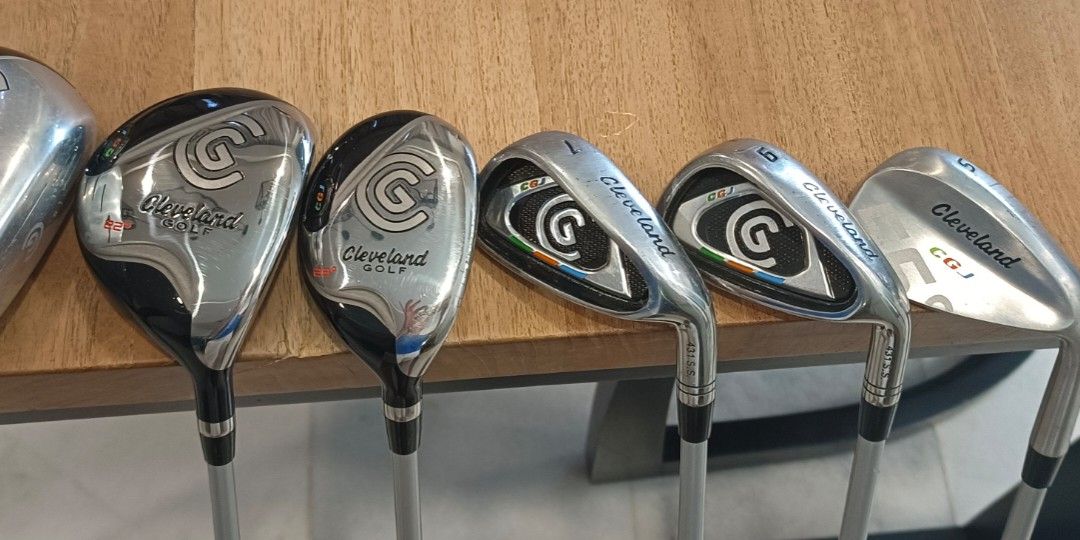 Cleveland Junior Golf Set (Large), Sports Equipment, Sports & Games