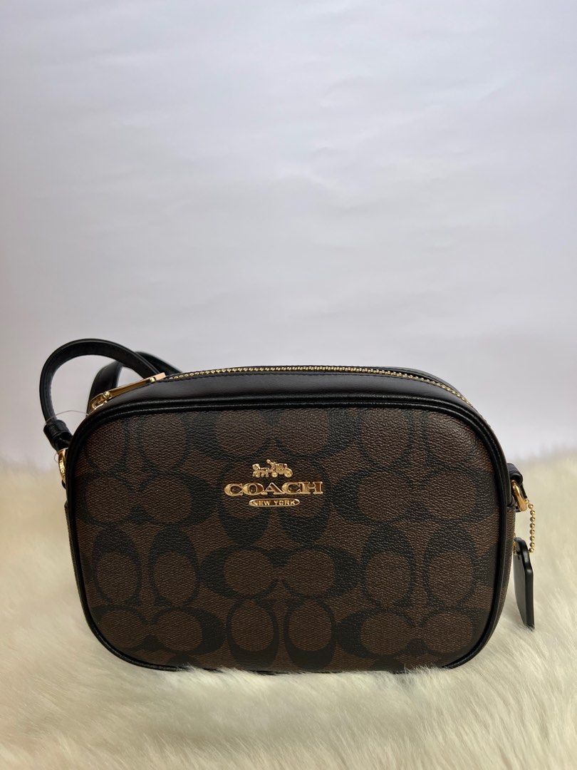 Coach Mini Jamie Bag (Category: Cross-body Bags) located in Candelaria. Submitted by lainey_ (Listing ID 1255558177, Image 1). Description: Coach Bag Brandnew, fresh from the states 🇺🇸 Money back guaranteed if proven fake PHP 6,500 only Meet up can be in Las Piñas or Alabang / San Pablo City / Sto Thomas / Quezon Province Shipping via LBC/JRS.