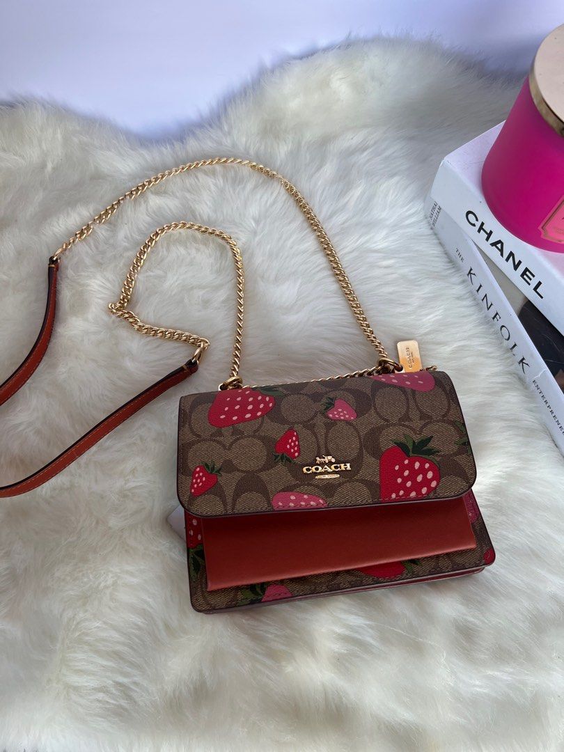 Coach Mini Klare Cross Body Bag (Category: Shoulder Bags) located in Candelaria. Submitted by lainey_ (Listing ID 1255557689, Image 3). Description: Coach Bag Brandnew, fresh from the states 🇺🇸 Money back guaranteed if proven fake PHP 9,500 only Meet up can be in Las Piñas or Alabang / San Pablo City / Sto Thomas / Quezon Province Shipping via LBC/JRS.