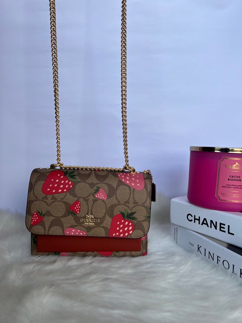 Coach Mini Klare Cross Body Bag (Category: Shoulder Bags) located in Candelaria. Submitted by lainey_ (Listing ID 1255557689, Image 1). Description: Coach Bag Brandnew, fresh from the states 🇺🇸 Money back guaranteed if proven fake PHP 9,500 only Meet up can be in Las Piñas or Alabang / San Pablo City / Sto Thomas / Quezon Province Shipping via LBC/JRS.