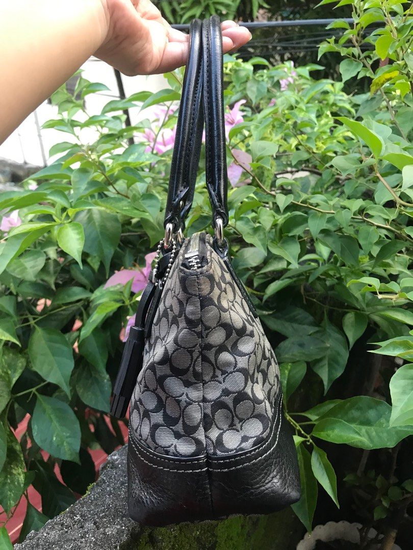 Coach small sales tote purse