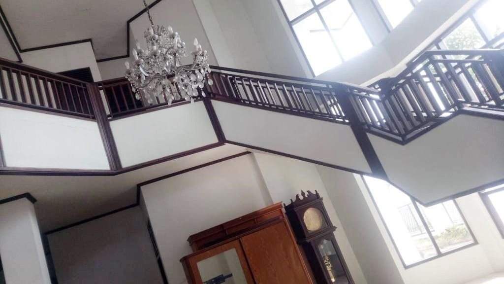 dijual_rumah_2_lantai_di_kota__1695019957_90ff21dc_progressive