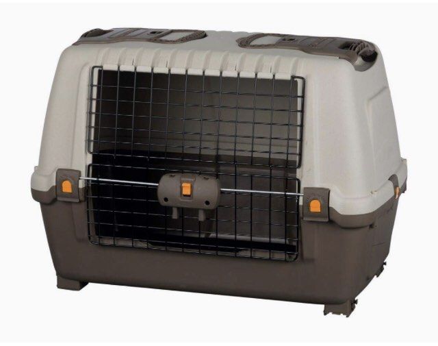 Dog crate skudo 100, Pet Supplies, Homes & Other Pet Accessories on