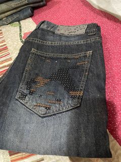 (Category: ) located in . Submitted by anzrfh (Listing ID 1255454893, Image 1). Description: .