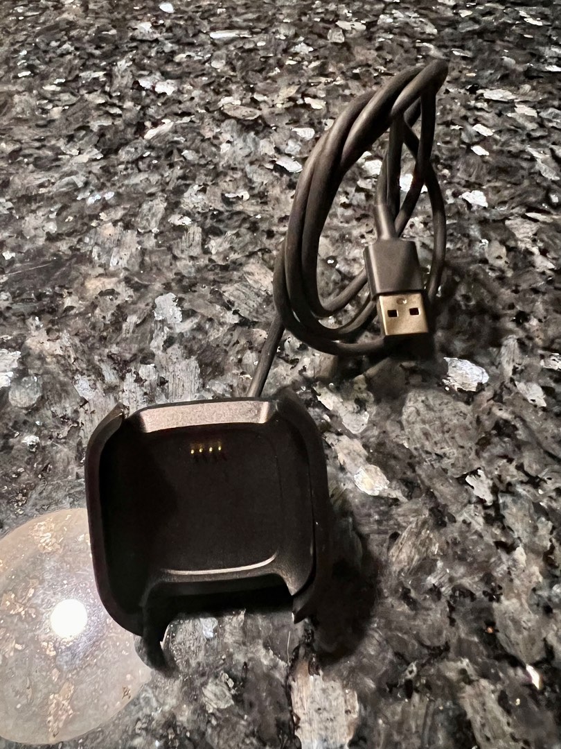 Fitbit Versa 2 Charger, Mobile Phones & Gadgets, Other Gadgets on Carousell