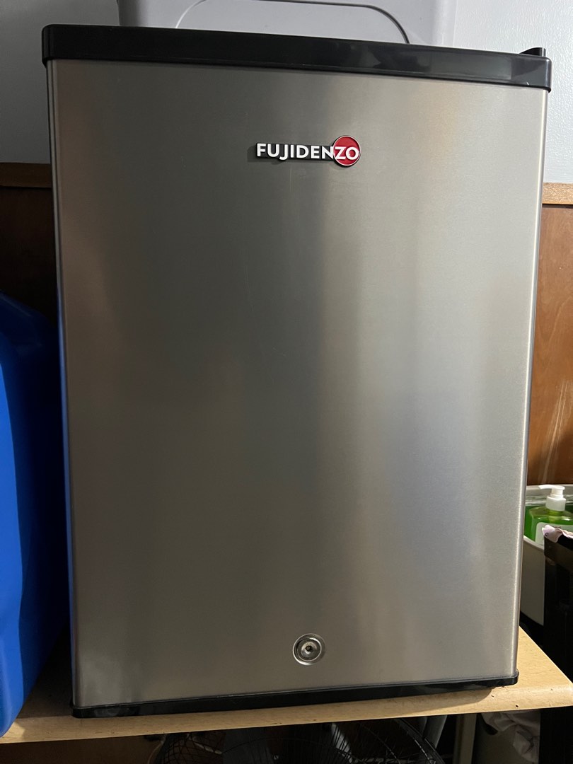 Fujidenzo bar shop fridge price