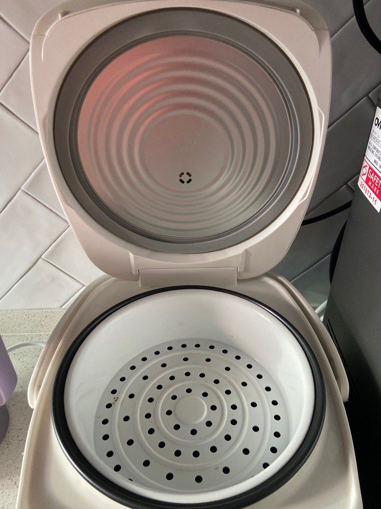 Hitachi Fuzzy Rice Cooker, TV & Home Appliances, Kitchen Appliances