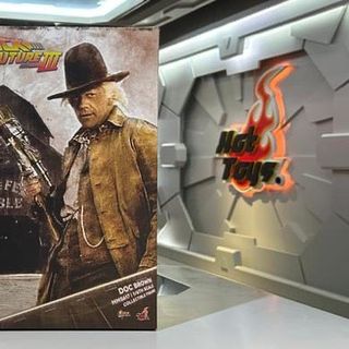 Hot Toys MMS617 - Back to the Future Part III - Doc Brown