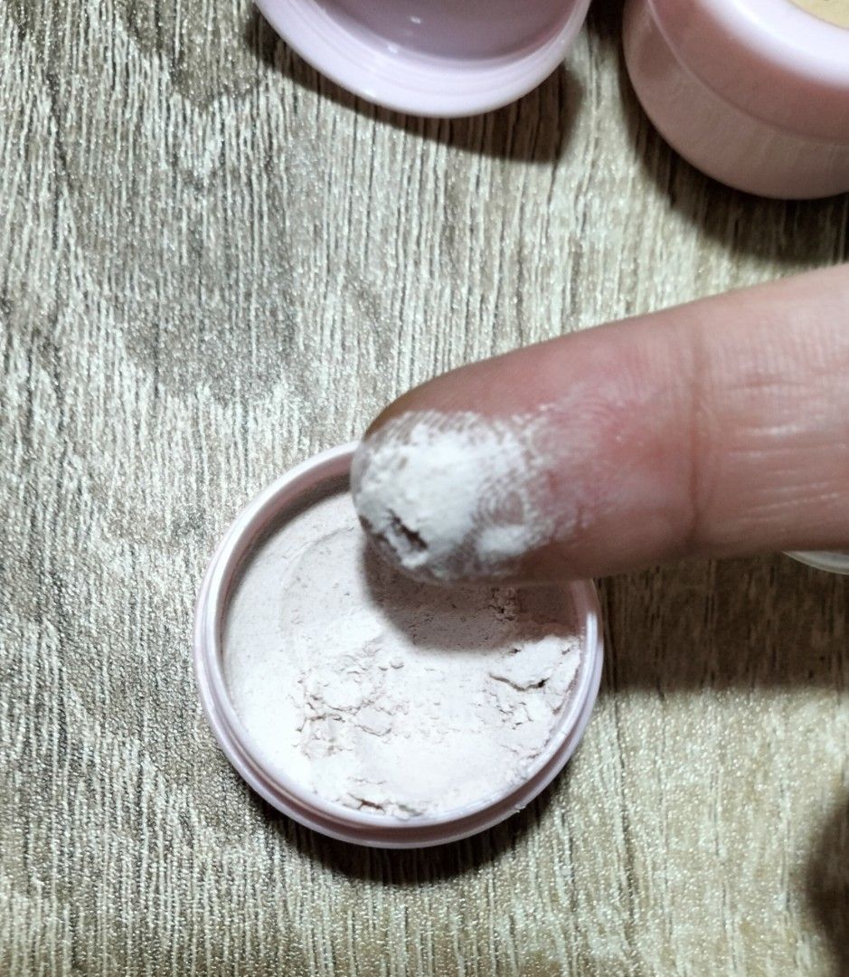 instant tight V powder, Beauty & Personal Care, Sanitary Hygiene on ...