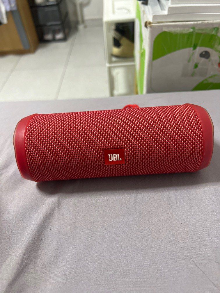 Used jbl hot sale flip 4
