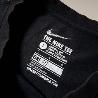 Kaos hitam bagus