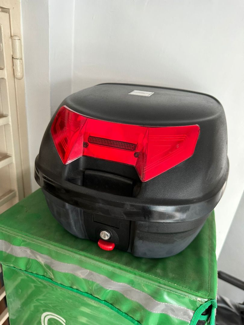 BRAND NEW Kappa K25N 26L Motorcycle Top Box Price Negotiable