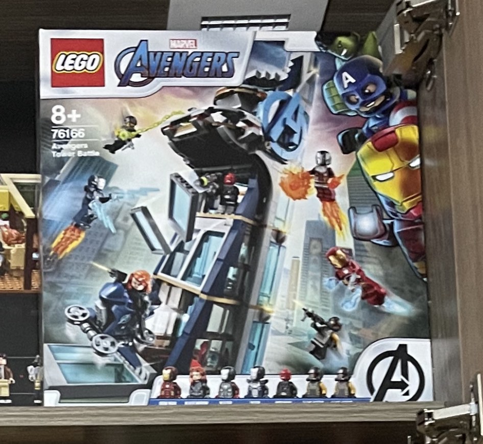 Lego 76166 Avengers Tower Battle Retired Hobbies Toys Toys