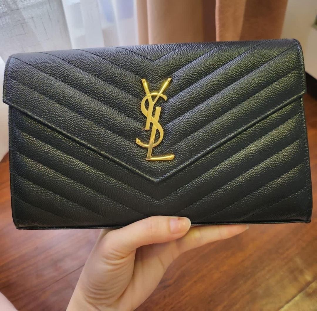 YSL WOC 22 cm Black Caviar GHW 2019 complete with yearcard, tags, dustbag,  & box IDR 16.500.000 #tendance_prelovedysl ALL NETT* PRICE…