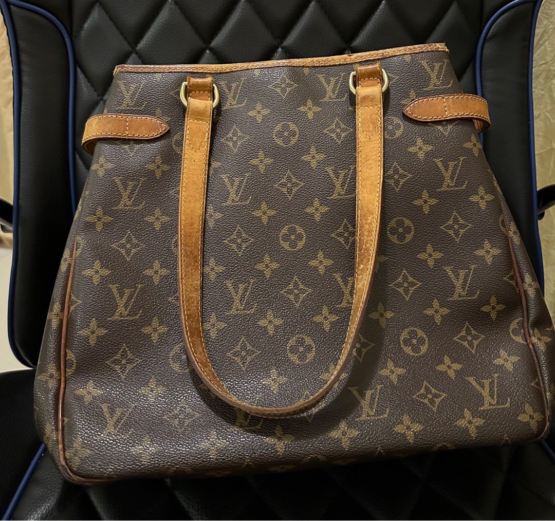 LOUIS VUITTON Monogram Pochette AR1928 with gold chain strap