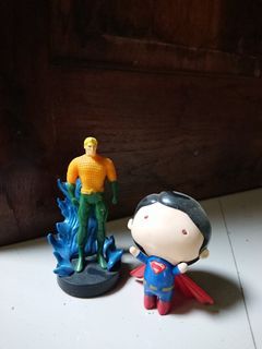 Mainan super hero