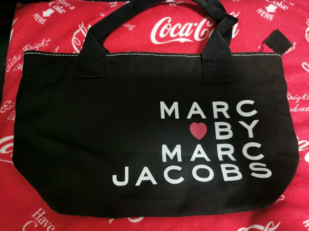 Marc jacobs lunch bag online