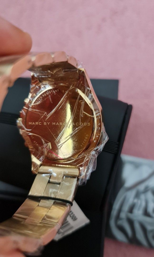 Marc jacobs black new arrivals watch ladies