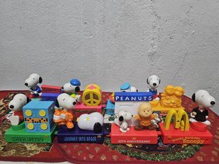 Mcdonald's x Snoopy 50th Anniversary Parade Complete Set of 8