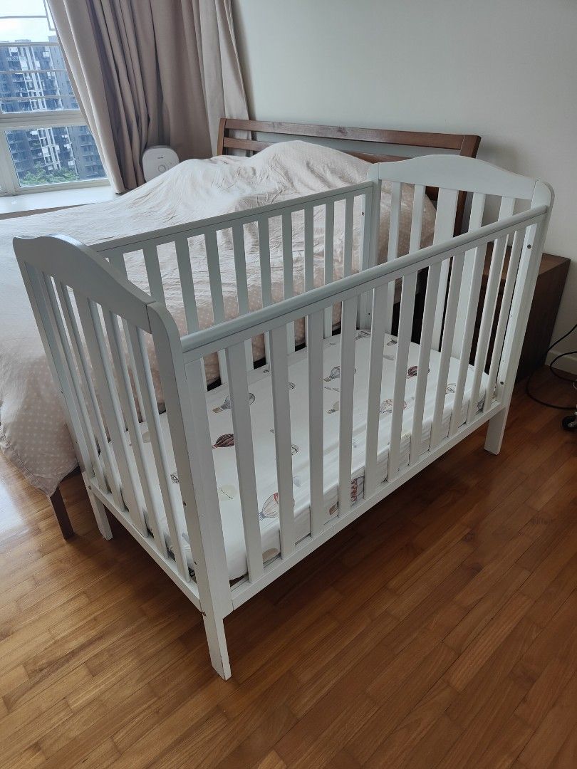Mothercare darlington cot clearance