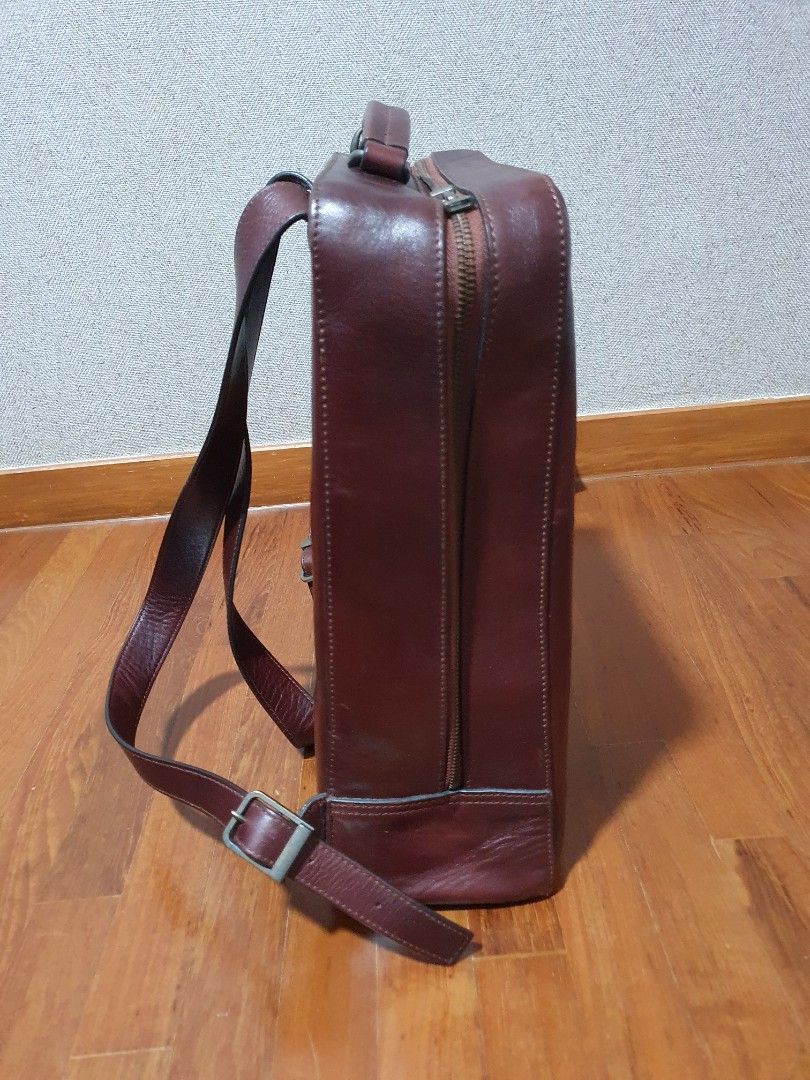 Vintage square cheap backpack