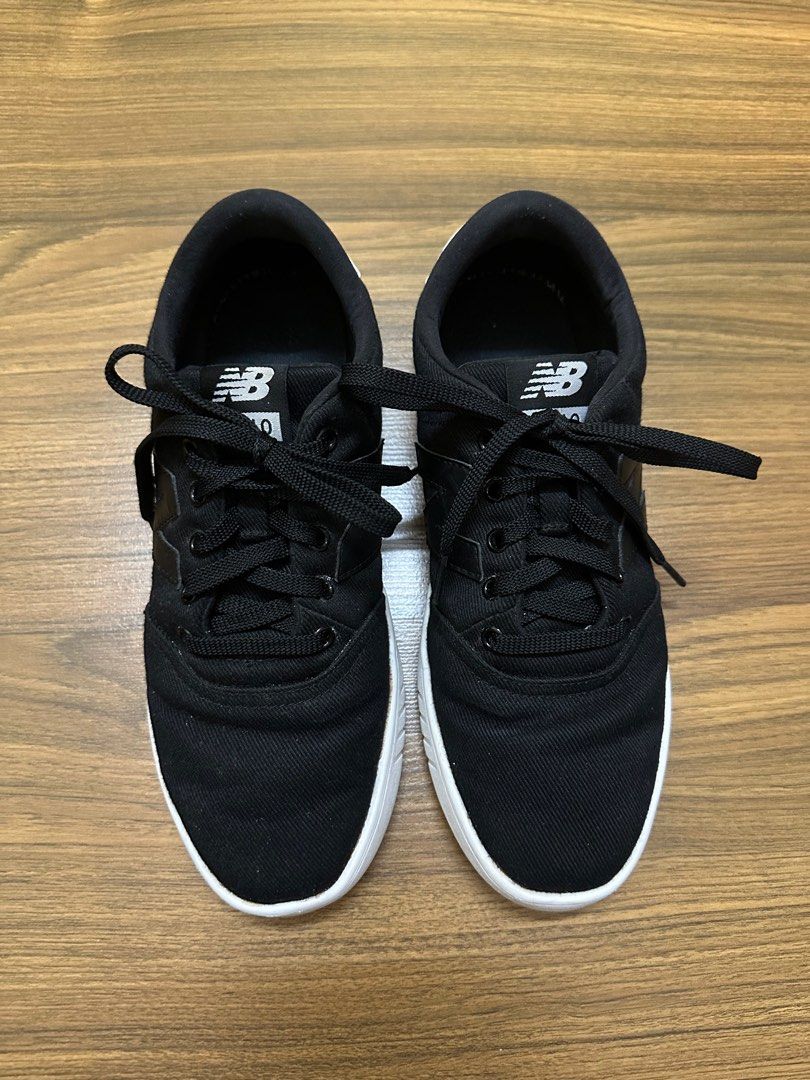 New balance black size 5 deals