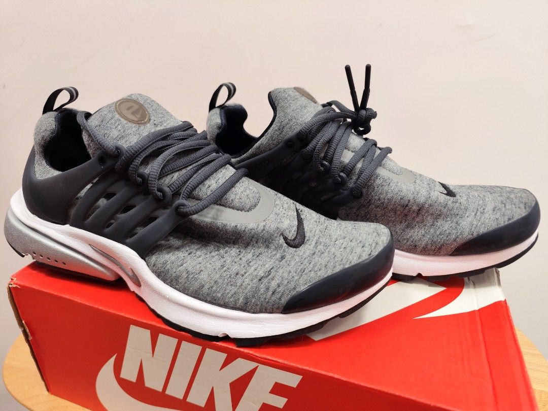 Size M US 10 11 Nike Air Presto TP QS Tech Fleece Grey