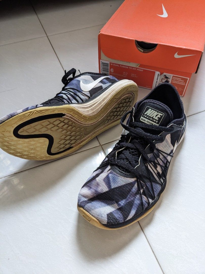 Nike dual fusion hit training shoes clearance