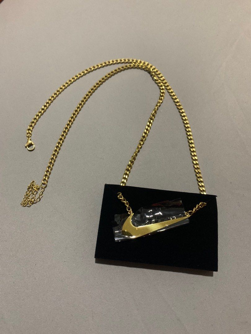 Nike Swoosh Pendant/Chain/Necklace (Silver Plated) - Stainless Steel