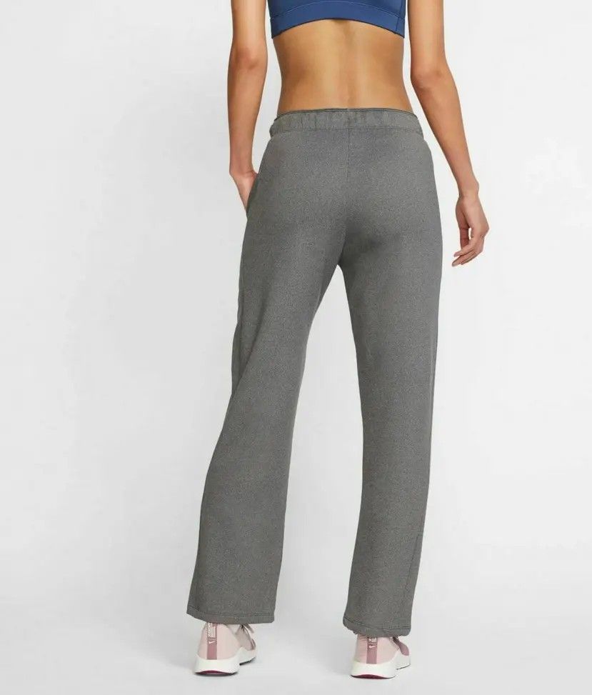 Nike Women Grey Heater Therma Fleece Training Pants Women s