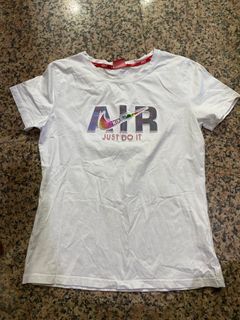 Nike白棉T