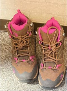 Northface Hiking Shoes Women Size 5.5