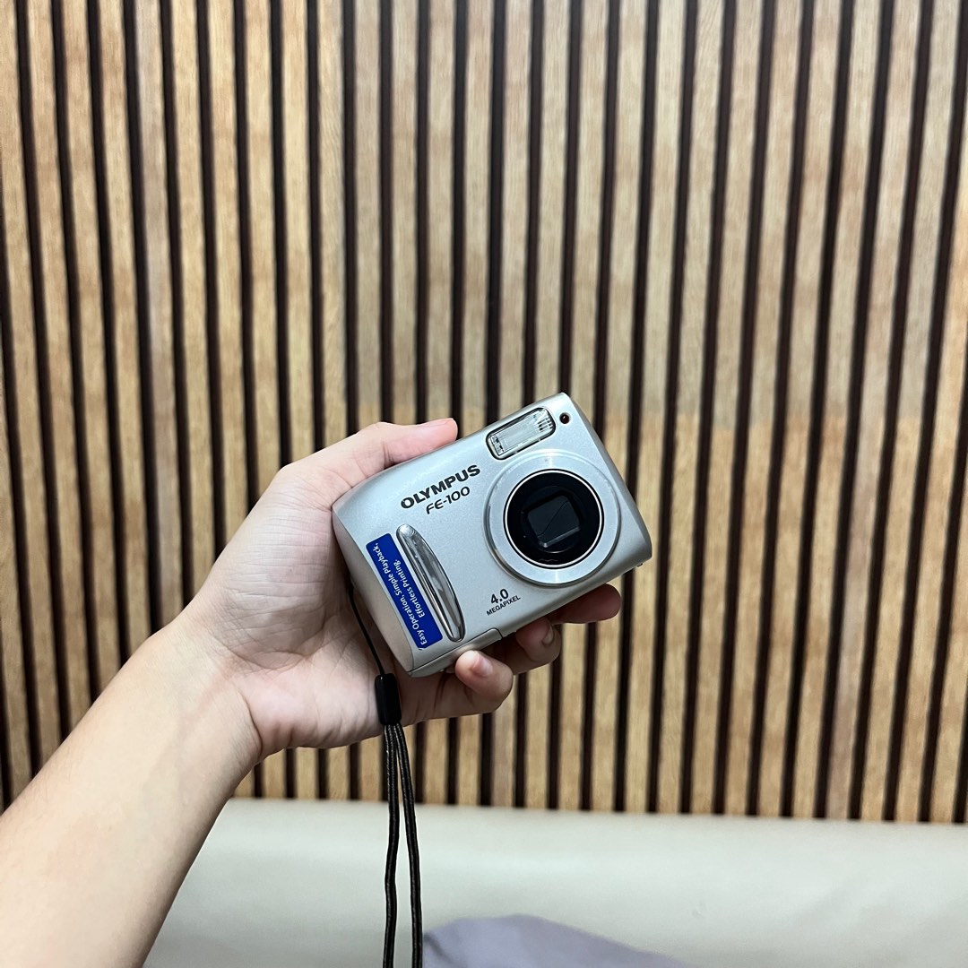 Olympus FE100 Digital Camera, Photography, Cameras on Carousell
