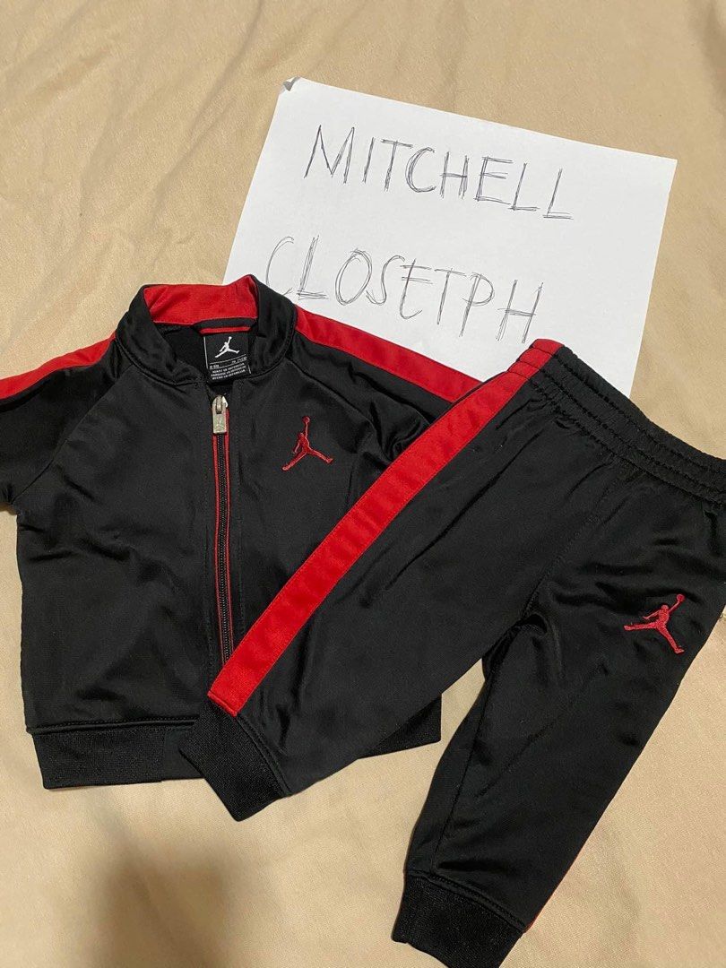Cactus jack on sale jordan tracksuit