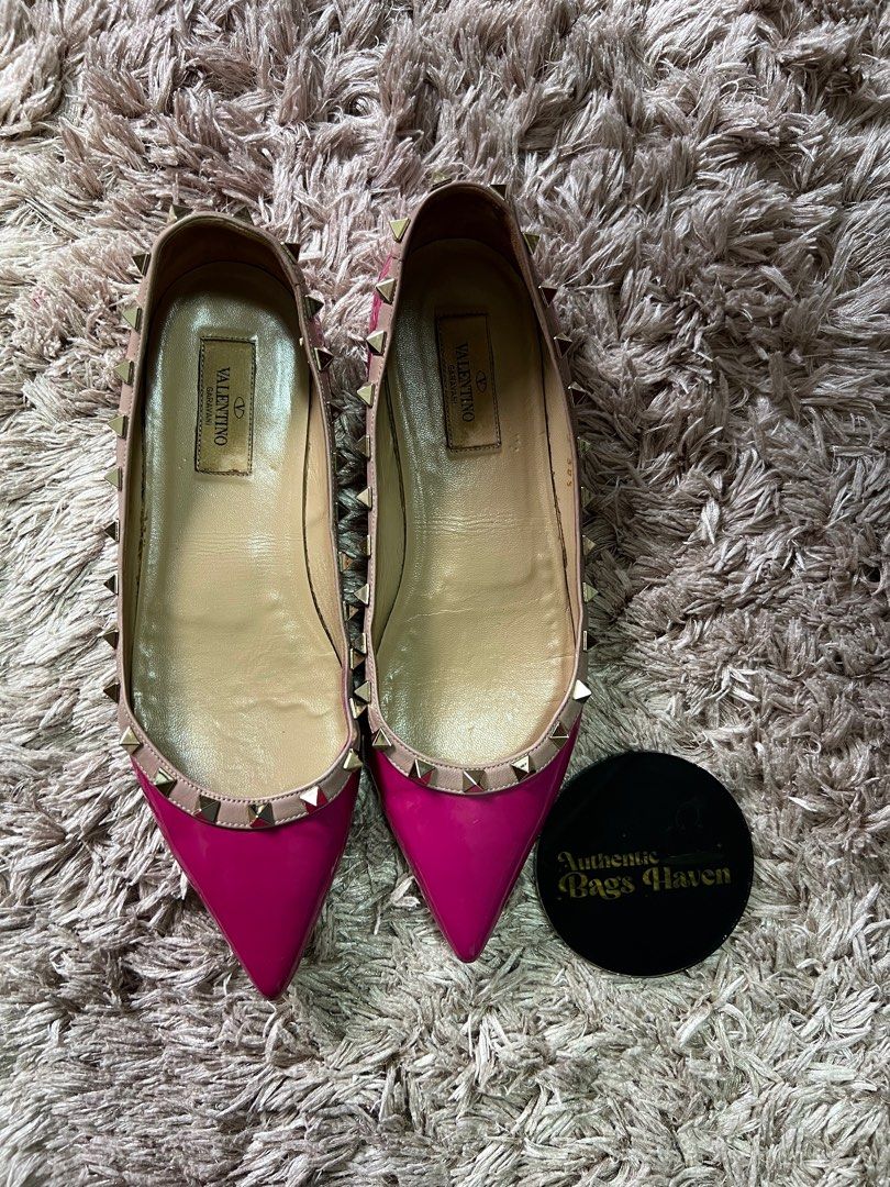 liste teori Cater Original Valentino Rockstud Pink Flats, Luxury, Sneakers & Footwear on  Carousell
