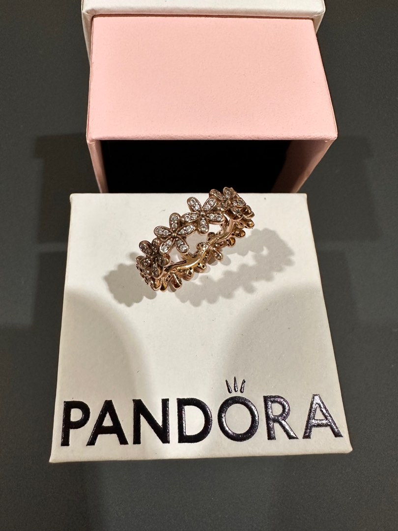 Pandora ring daisy rose gold deals