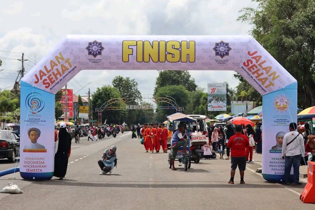 Pelangi Balon 0821 3813 4633 Balon Gate Gapura Star Finish Cibinong ...