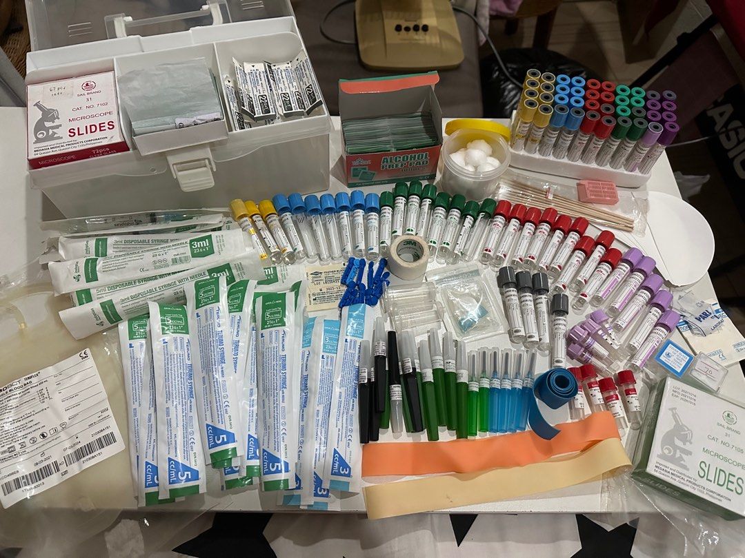 PHLEBOTOMY KIT (Category: Medical Supplies & Tools) located in Angono. Submitted by miiinje (Listing ID 1255435465, Image 1). Description: Phlebotomy kit/materials with freebies 🧚🏻‍♀️ Rfs: Sobrang dami ko nanaman binili this year pero hindi ko naman nagamit sa internship 🥹 Bago halos lahat ‘to, nabili ko sa Triple S bambang kaya nagbase lang ako ng prices sa resibo ko from them BUT prices are negotiable pm me lang,, and also if lahat na (as a 