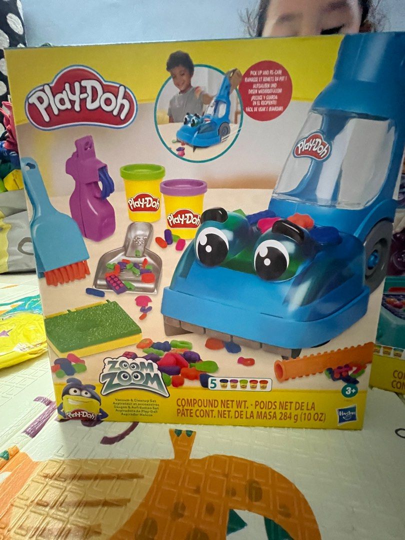 ZOOM ZOOM Vacuum Cleaner Clean-Up Playset Toy Play-Doh 