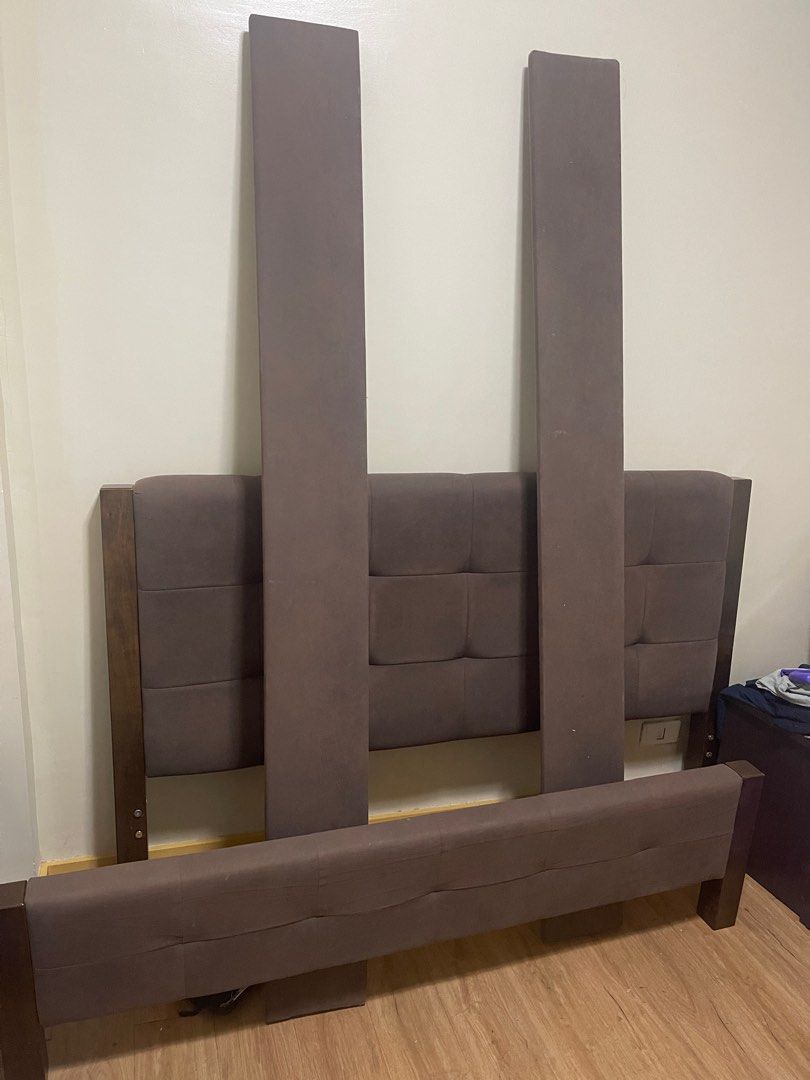 Queen size bed frame easy to assemble/disassemble with elegant