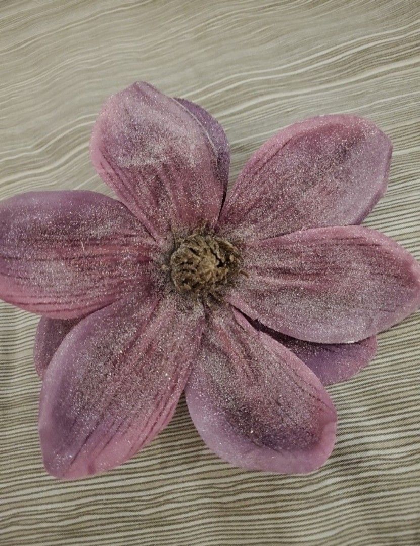 Purple flower clearance brooch