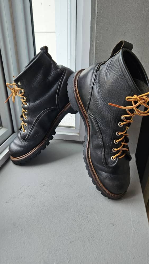 Red Wing 2935 Lineman Black Chrome with Vibram Lug Sole US10D