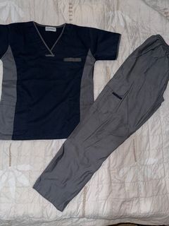 SCRUBS SUIT FOR SALE