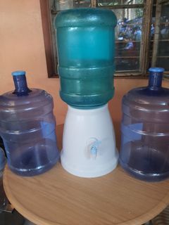 Secondhand Water Dispenser plus 3 Water Containers