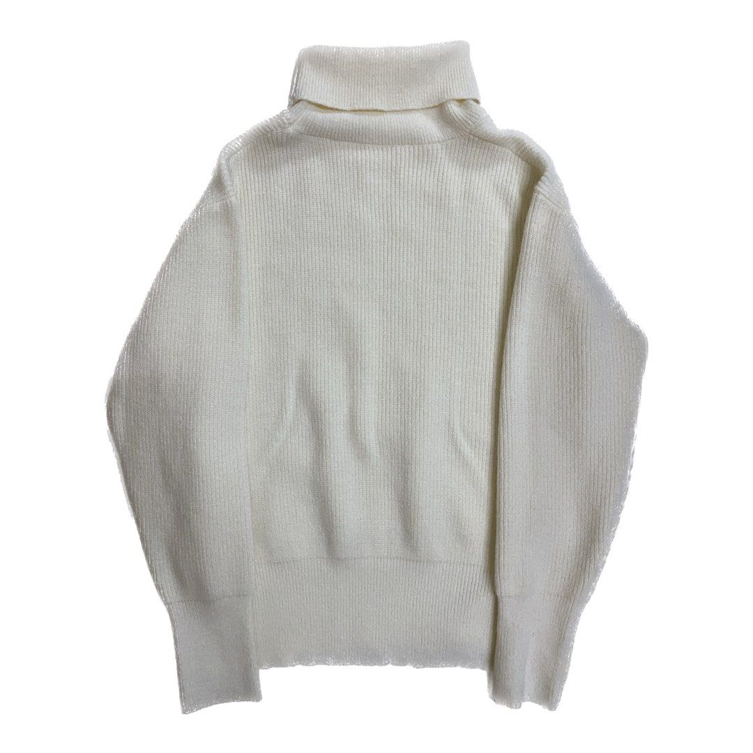 White knitted online turtleneck sweater