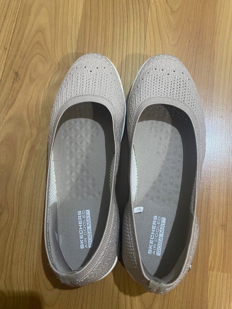Lilac skechers clearance
