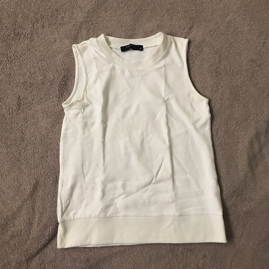 SM Woman White Top (Category: Sleeveless) located in Antipolo. Submitted by syd.badiola (Listing ID 1255449684, Image 3). Description: .