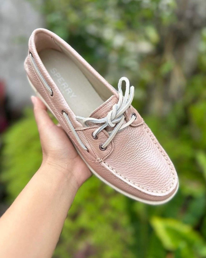 Sperry rose deals gold loafers