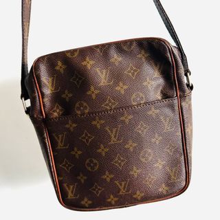 LOUIS VUITTON Danube Slim Epi Leather, Luxury, Bags & Wallets on Carousell